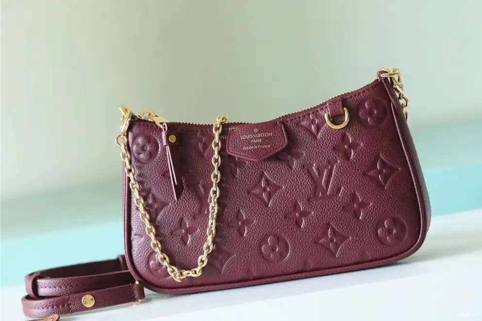 LOUIS POUCH STRAP VUITTON EASY ON 0618